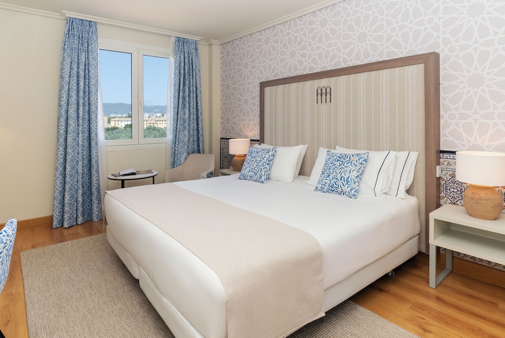SUPERIOR, DOUBLE OR TWIN BED, CITY VIEW
