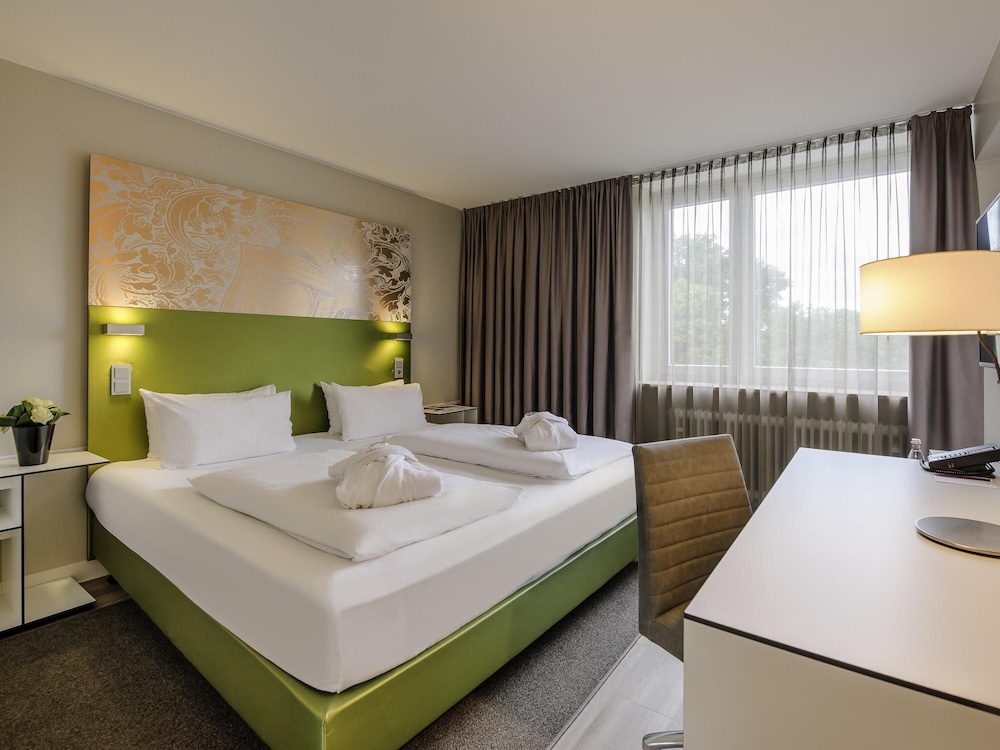 Standard, Double Bed