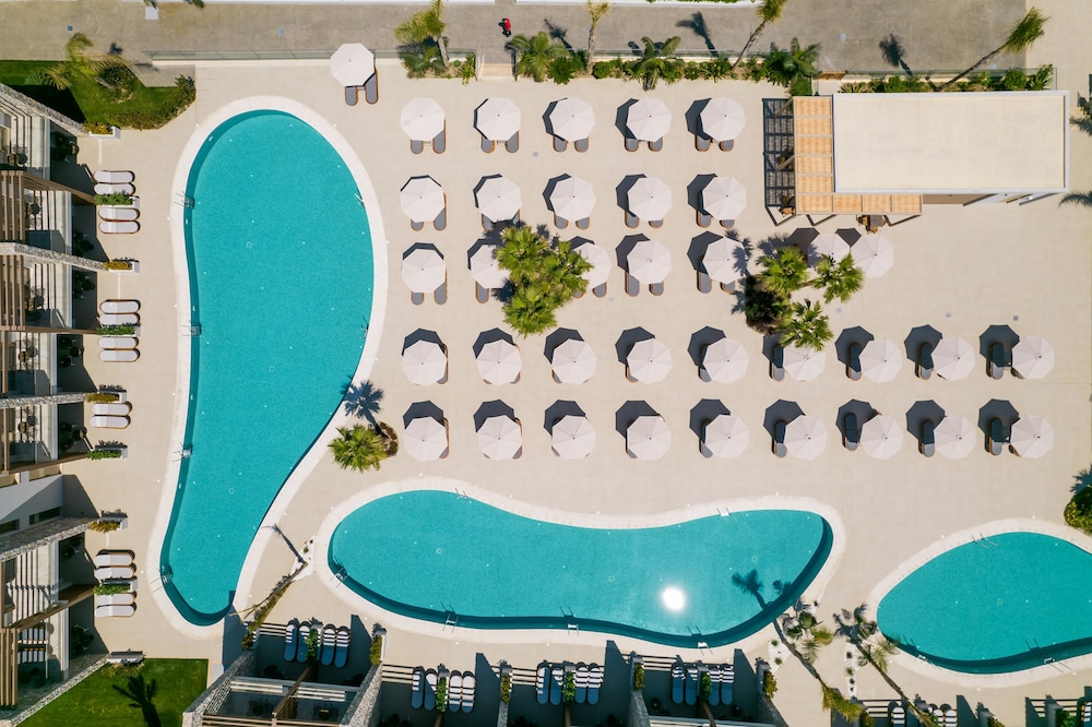 Utopia Blu Hotel 66/70