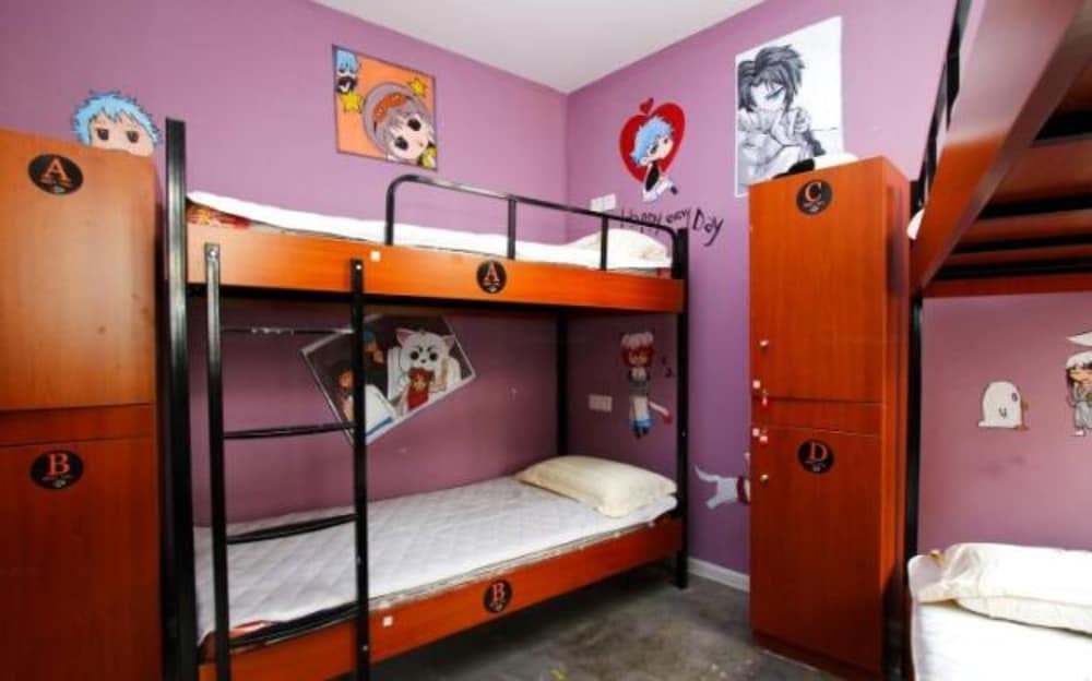 MALE DORM, 4 BEDS