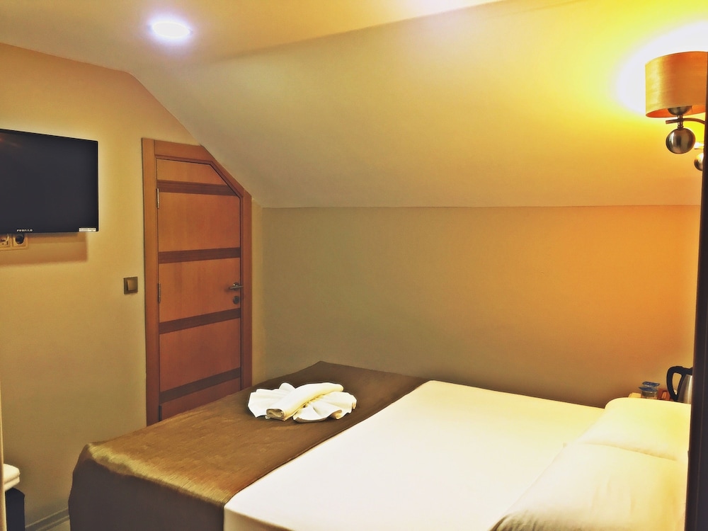 Feza Otel 26/64