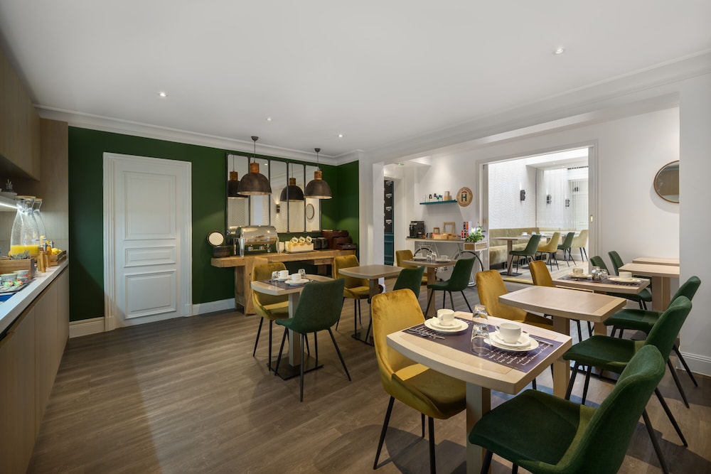 Le Royal Hotel 33/47