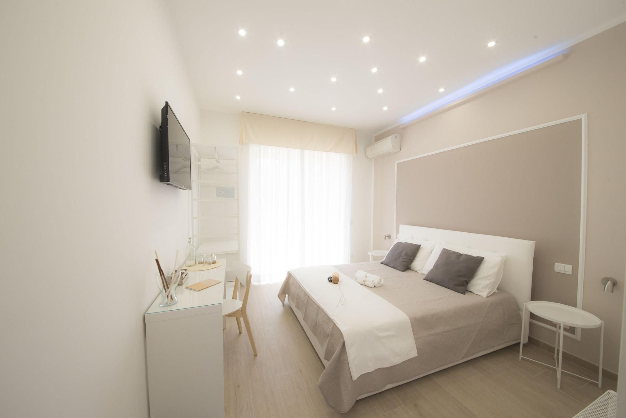 B&B Chérie - Centro Di Salerno 11/21