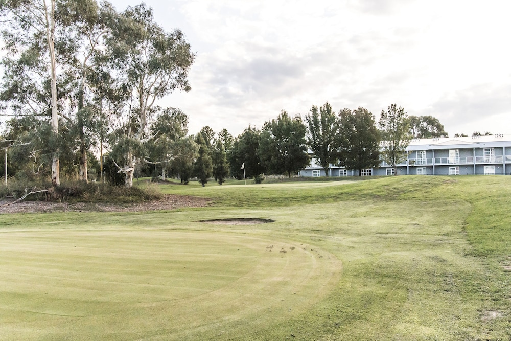 ABODE NARRABUNDAH 42/71