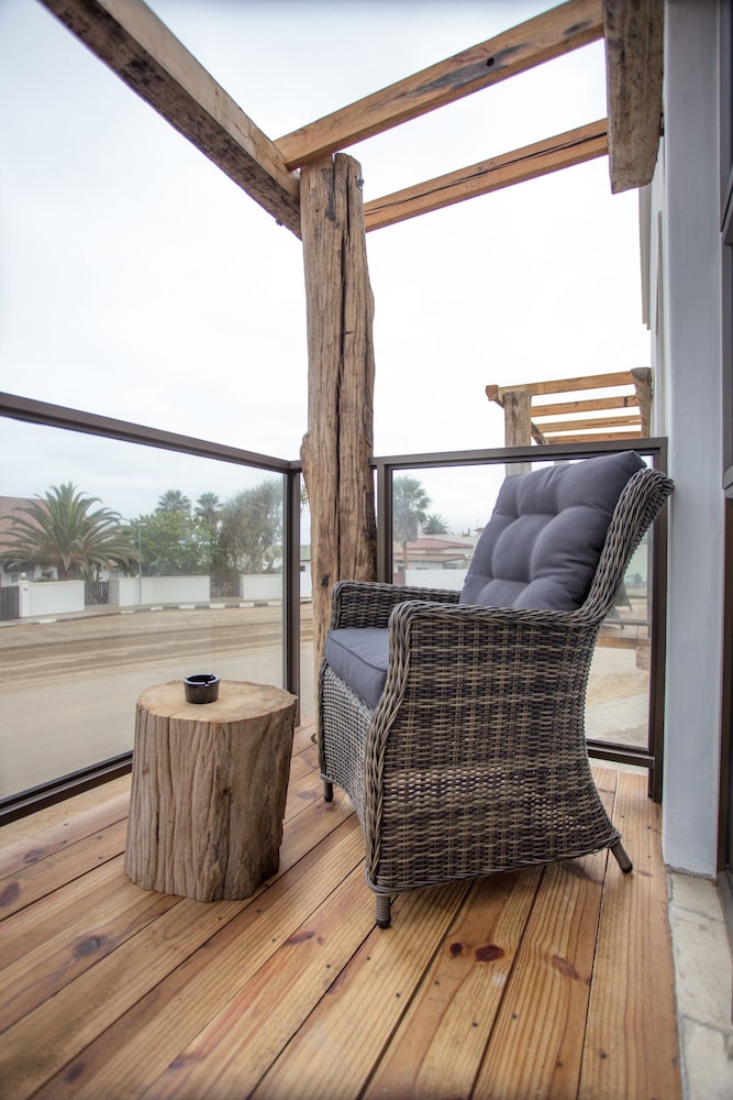 Driftwood Guesthouse 25/39