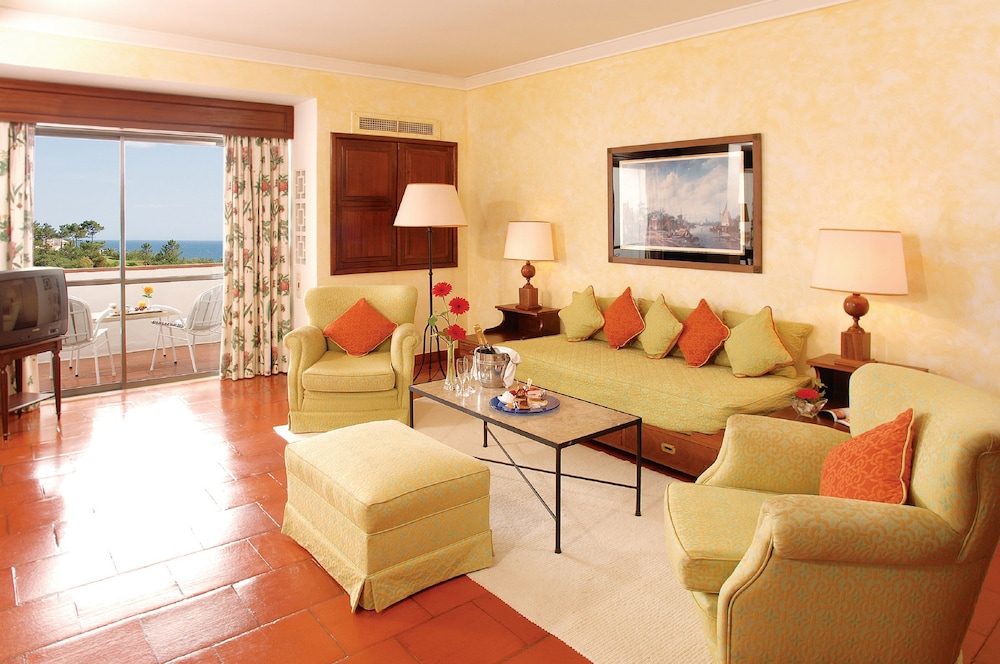 Dona Filipa Hotel 47/77