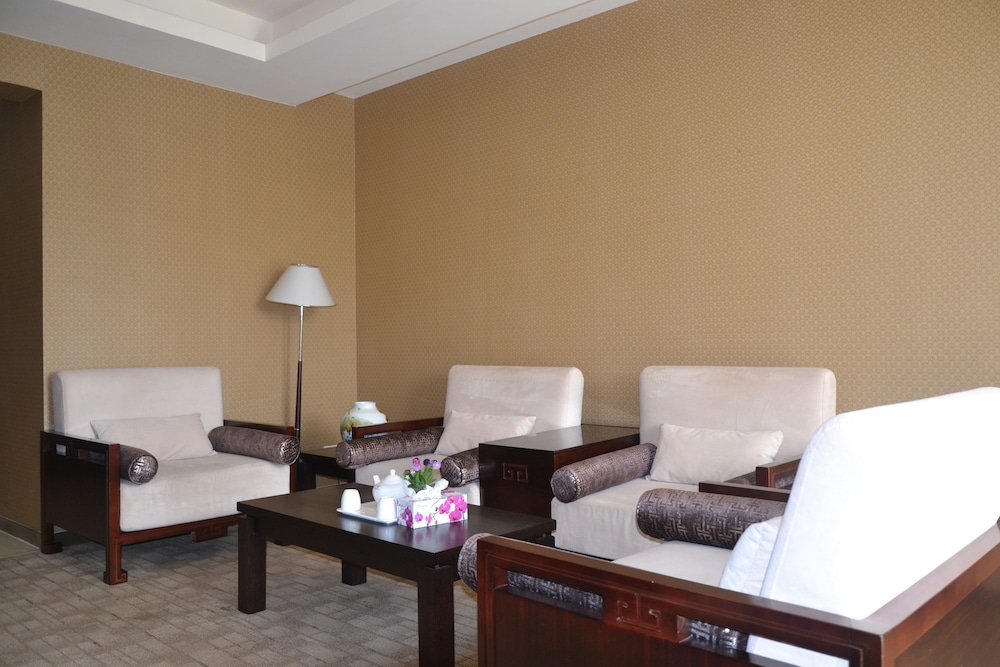 Kololo Courts Hotel & Restaurant 23/40