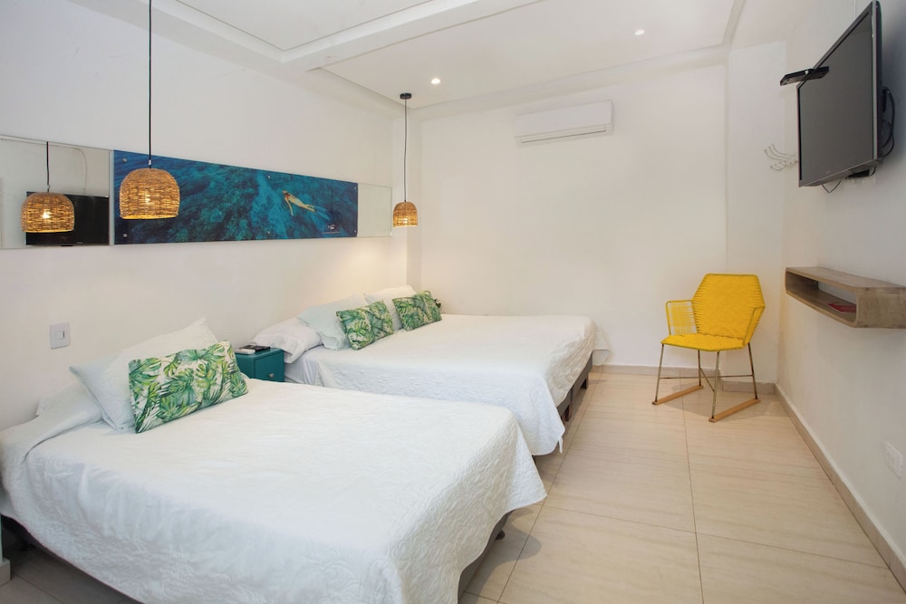 Hotel Barahona 12/70