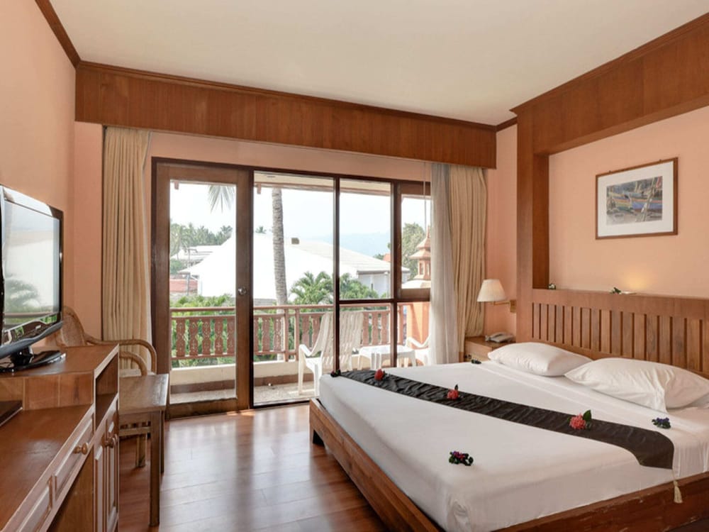 ALOHA RESORT 33/76