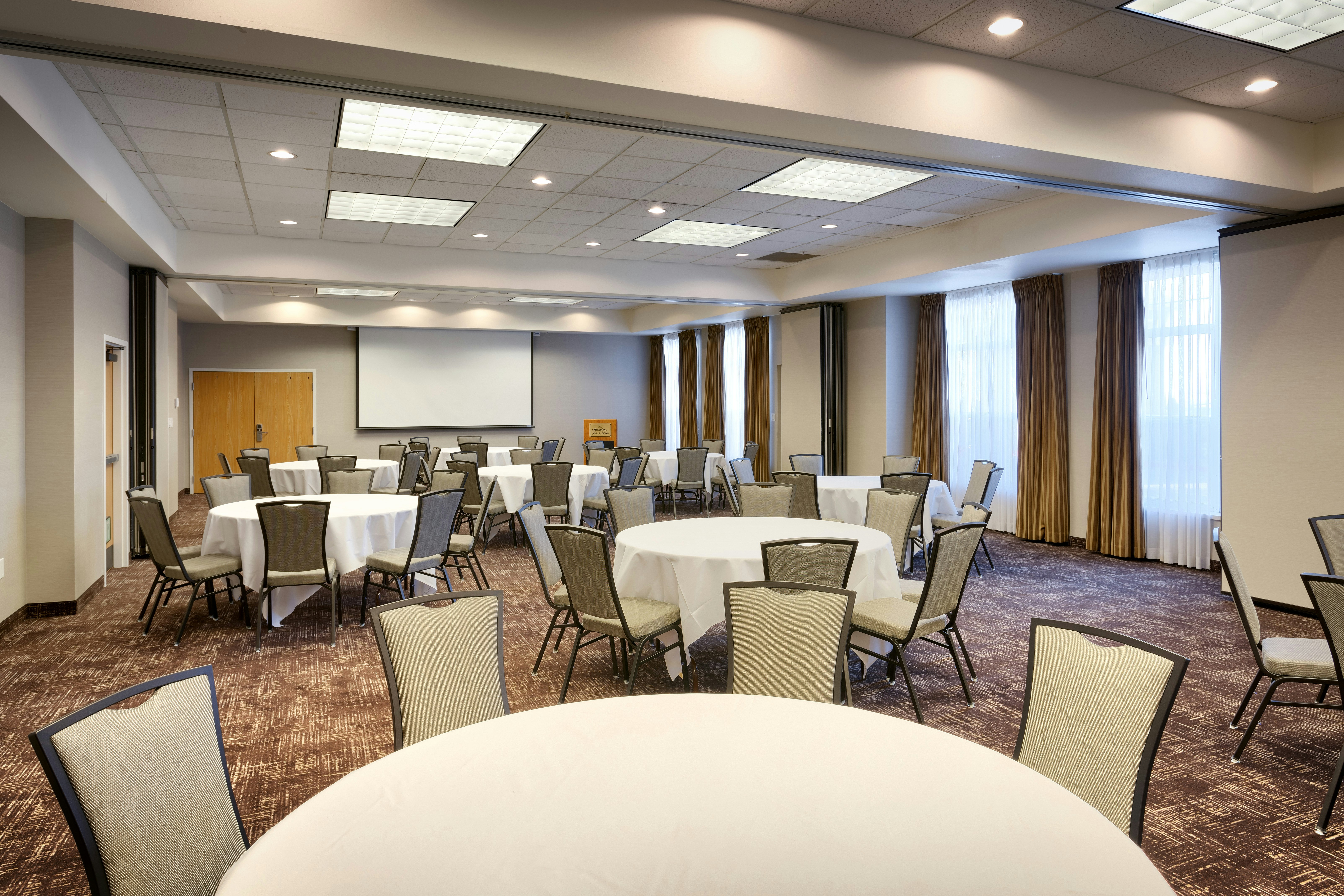 Hampton Inn & Suites Orem 39/43