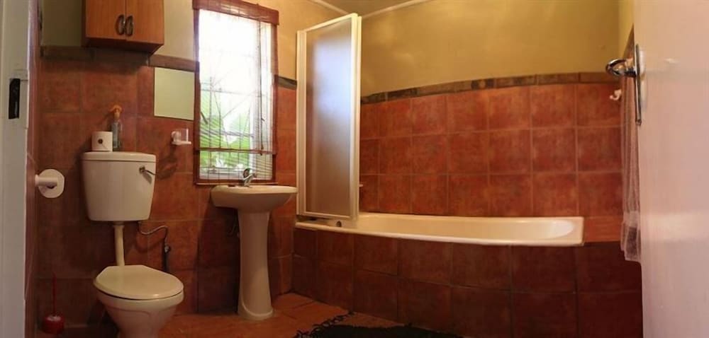 Emahlathini Guest Farm 47/49