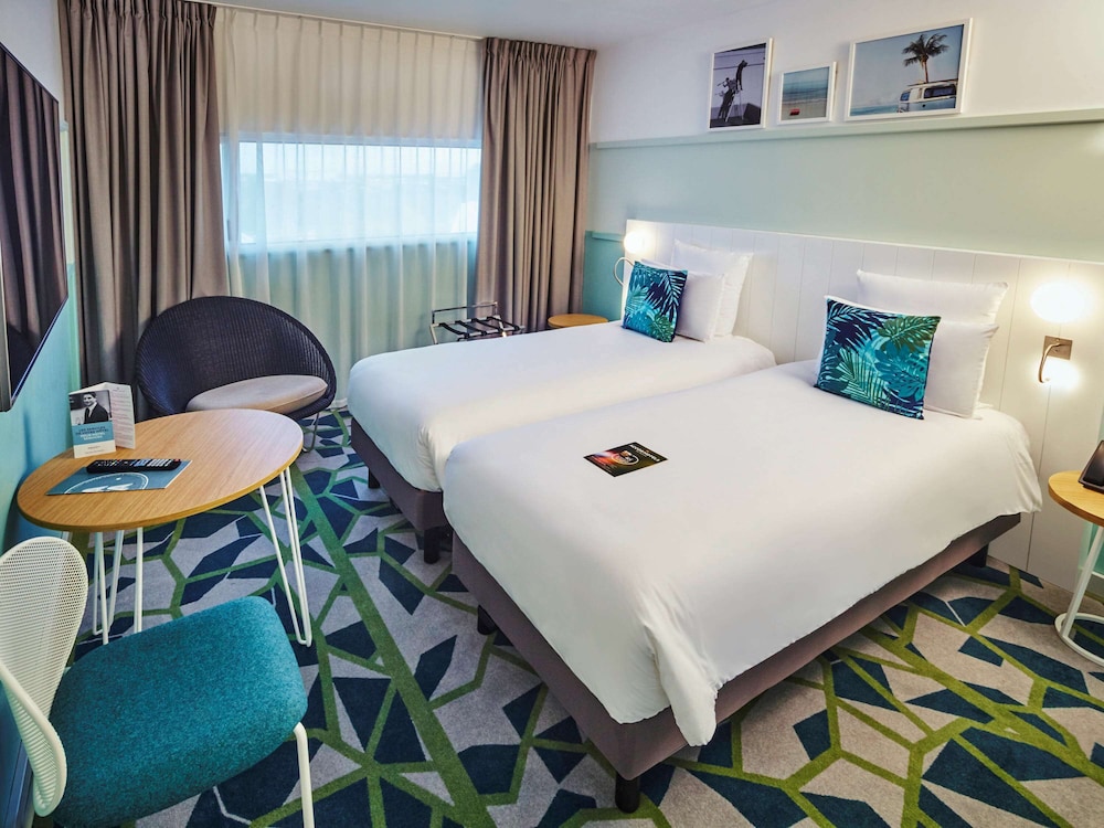 Mercure Paris Orly Tech Airport 30/78