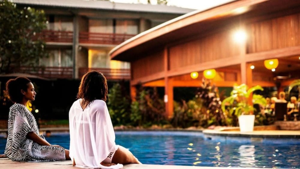 swimming pool spa