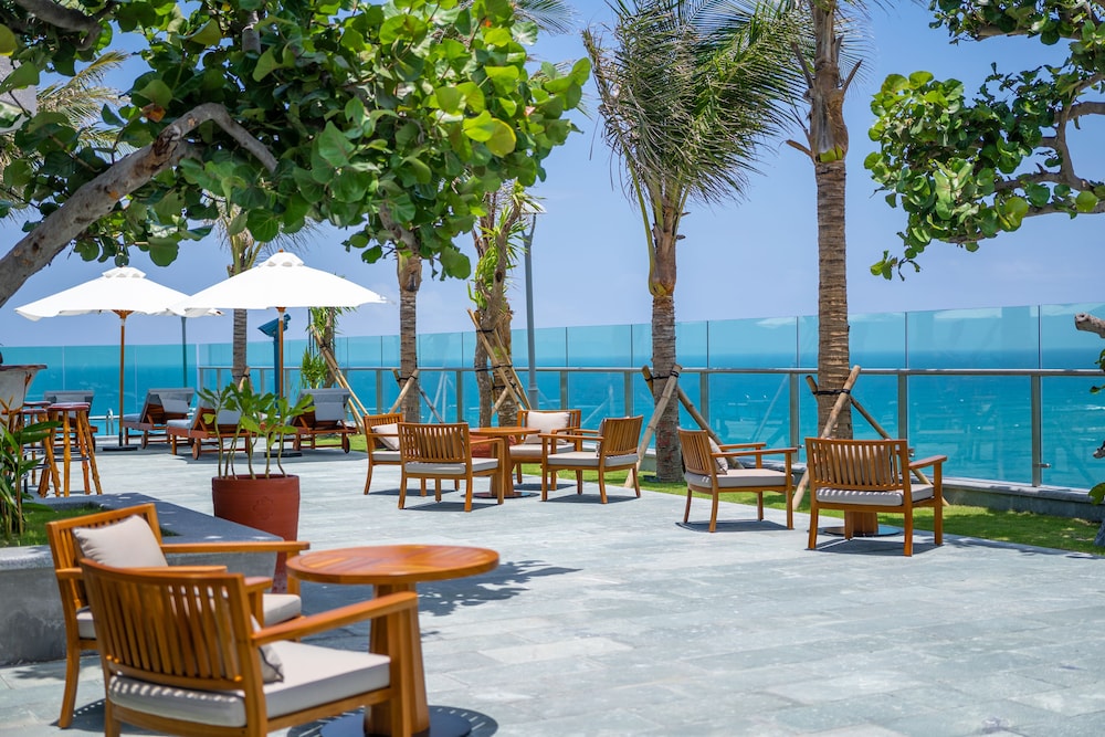 Sala Grand TuyHoa Hotel 43/50