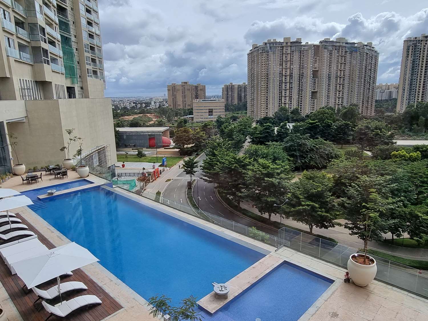 The Leela Bhartiya City Bengaluru 82/83