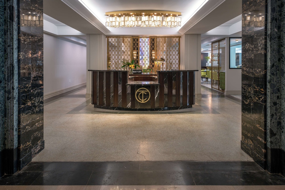 Tulsa Club Hotel Curio Collection By Hilton 12/89