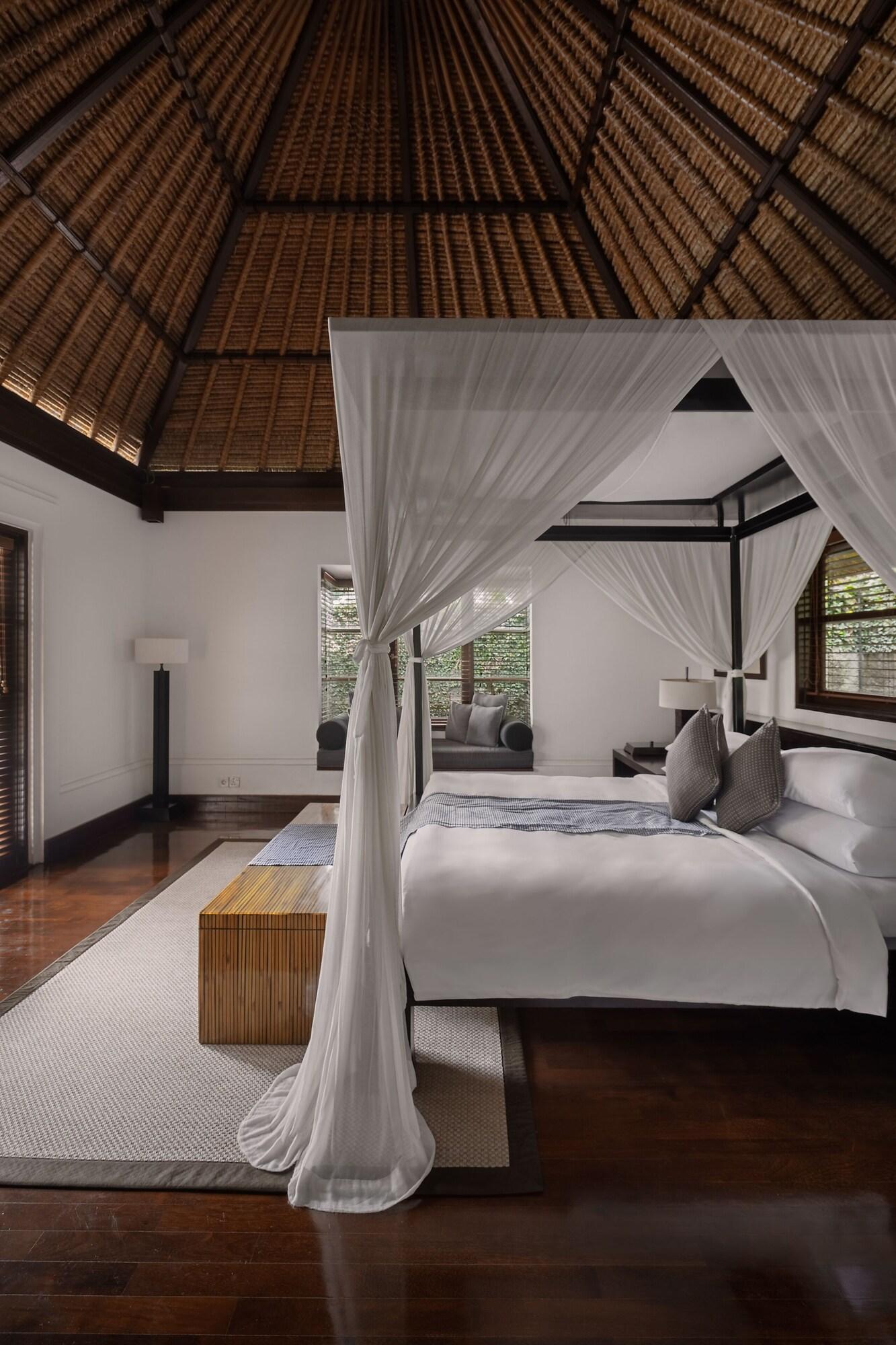 VILLA, PRIVATE POOL