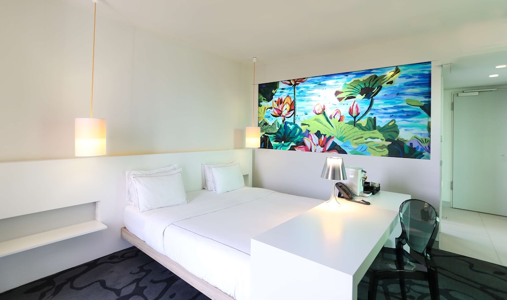 art otel Cologne powered by Radisson Hotels 10/50