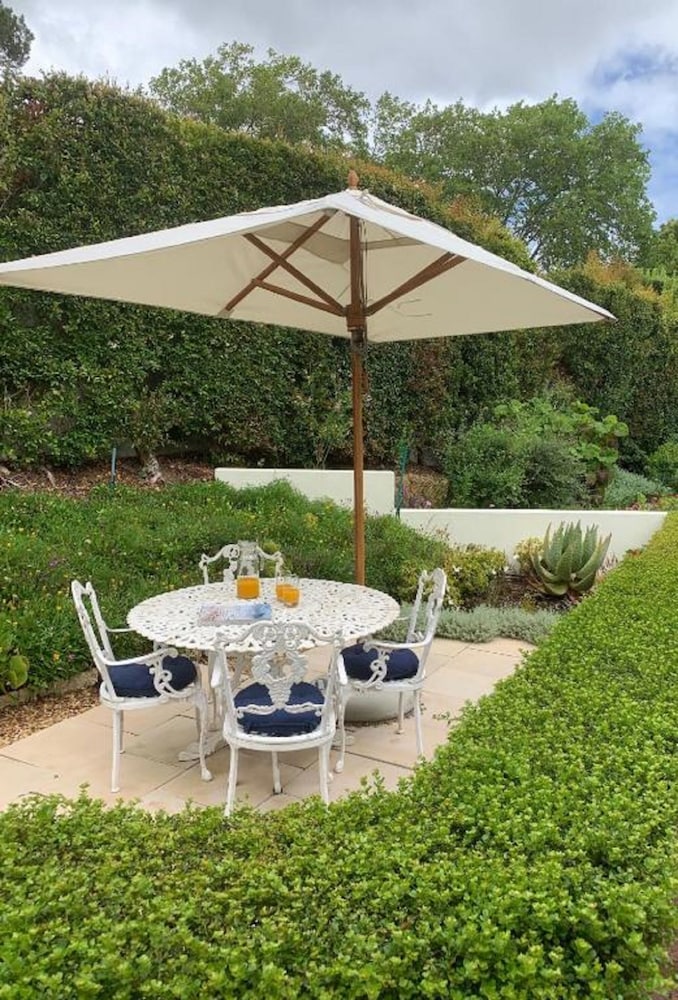Beluga of Constantia Guest House 31/42