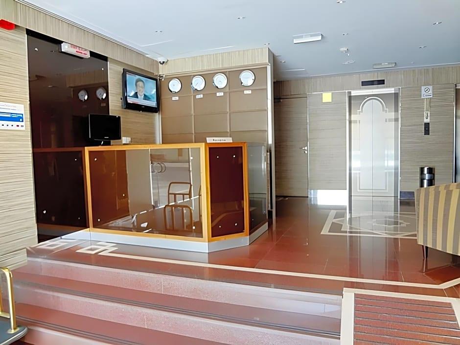 Down Town Plaza Hotel Apartments 7/25