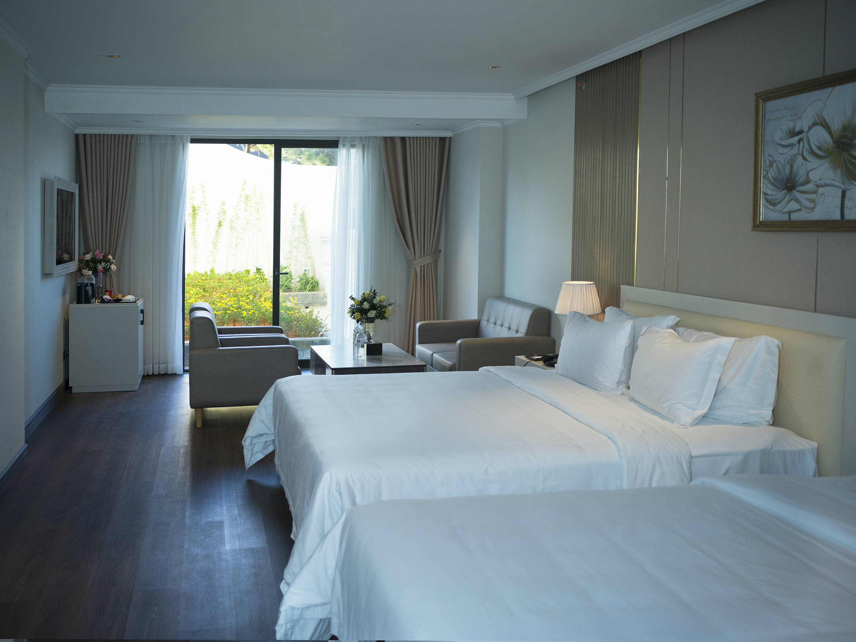 غرفة ديلوكس بسرير مزدوج، MerPerle Dalat Hotel 4/7