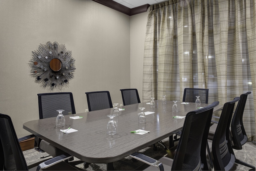 Holiday Inn Hotel & Suites Lima 40/47