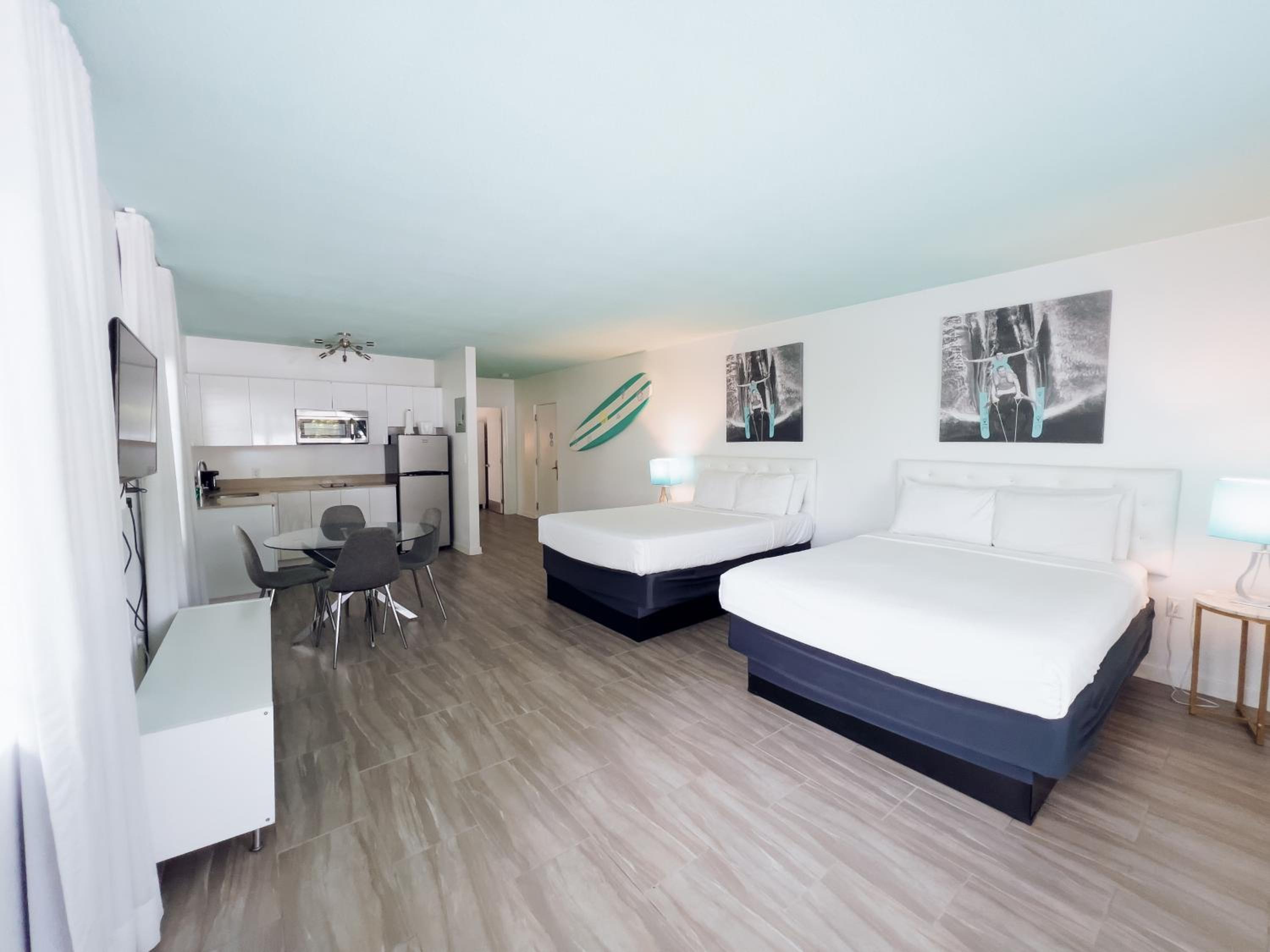 Aqua Hotel, Fort Lauderdale 24/100