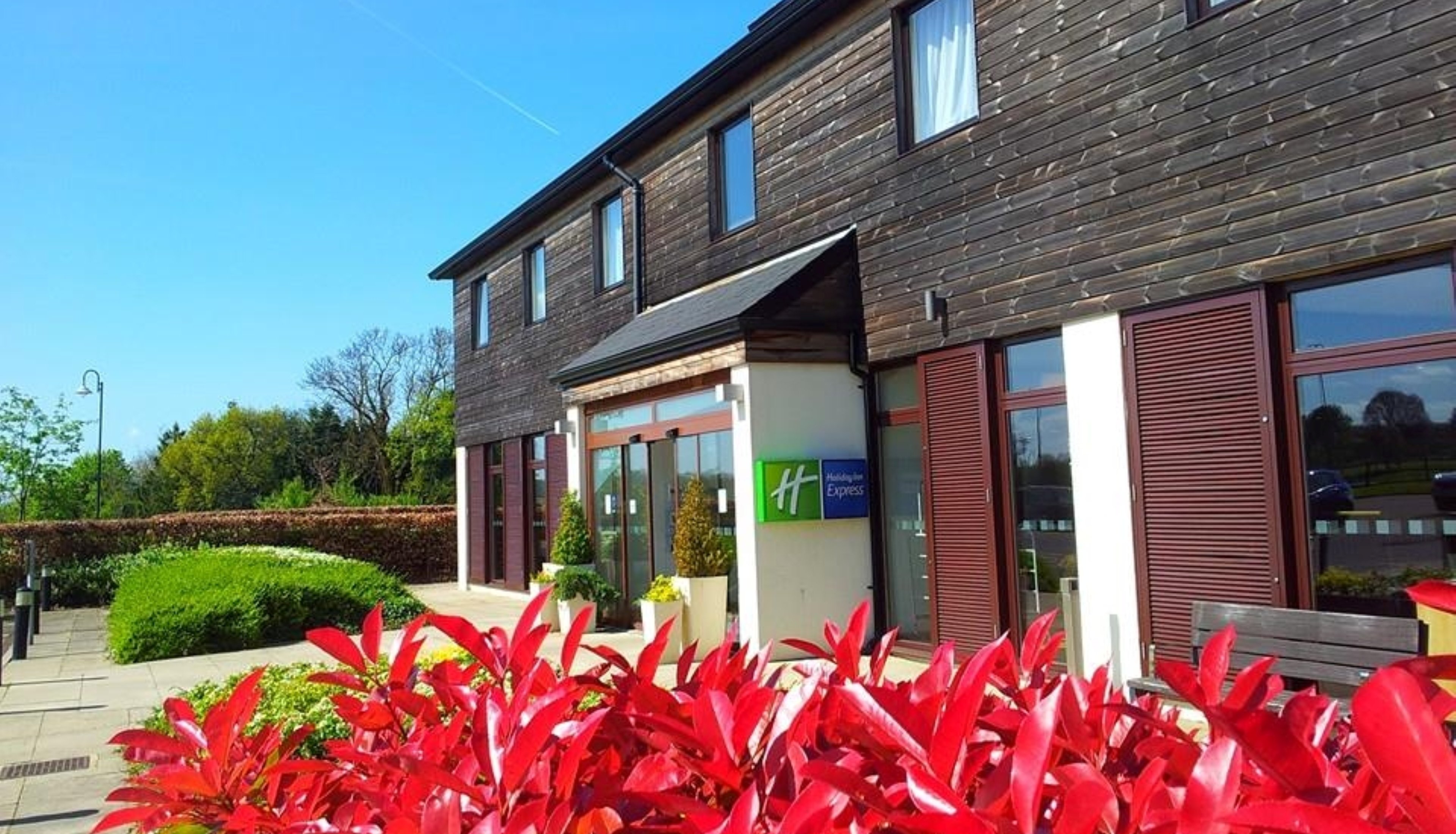 Holiday Inn Express London Epsom Downs 7/69