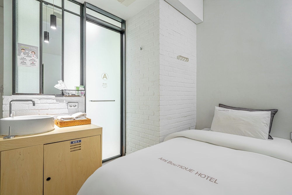 Ami Boutique Hotel 16/50