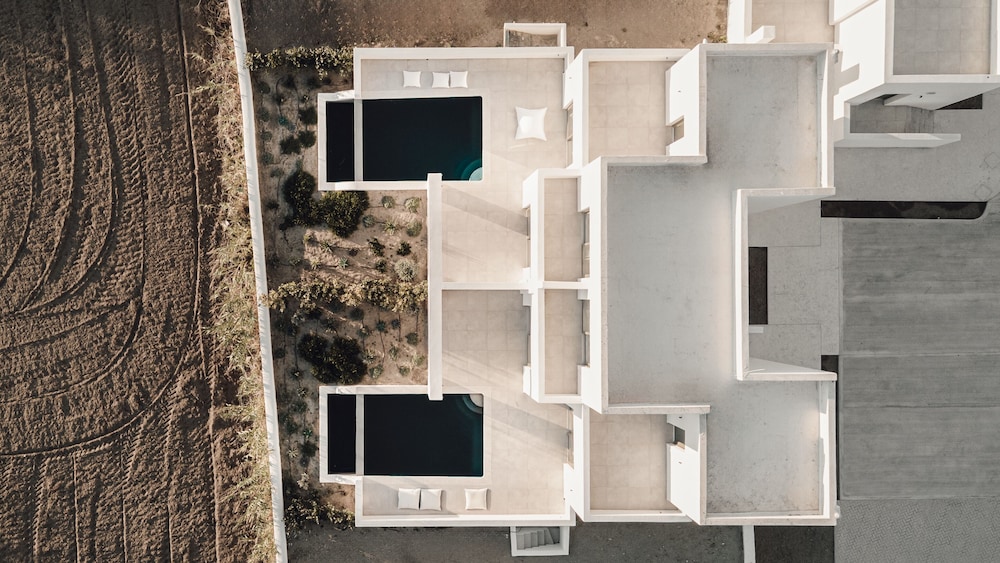 Sundunes Hotel 37/49