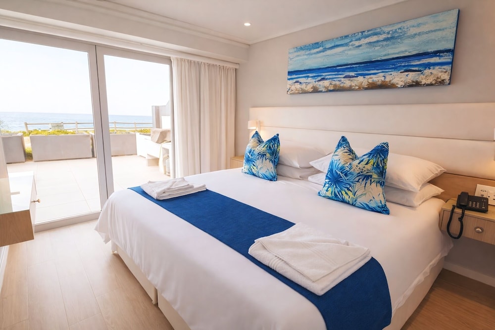 2 Bedrooms, Apartment, Queen and Twin Beds, Sea View, Pet Friendly