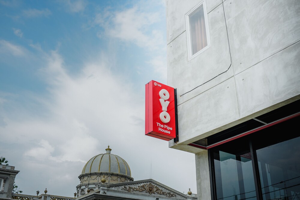 Oyo 183 The Pipe House 4/33