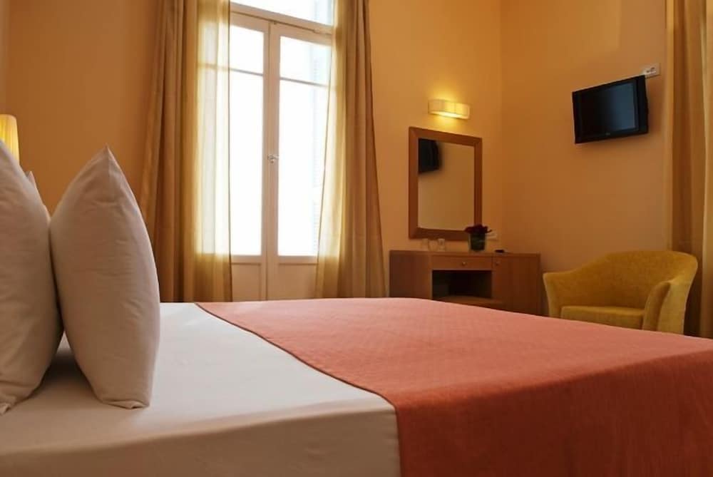 Room, Twin Beds, Park Hotel 2/3