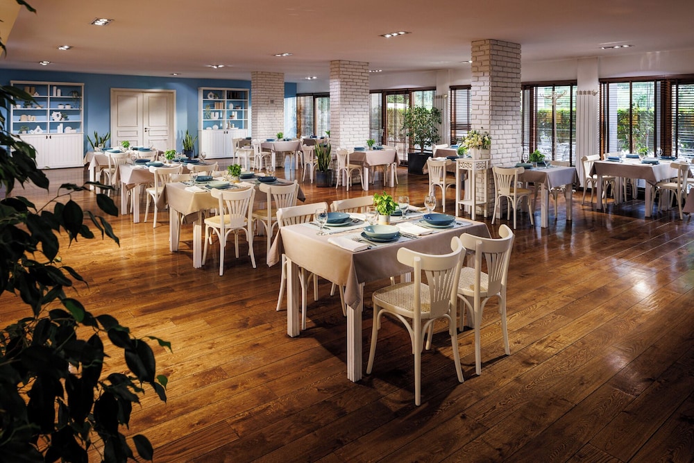 Interhotel Sandanski 35/48