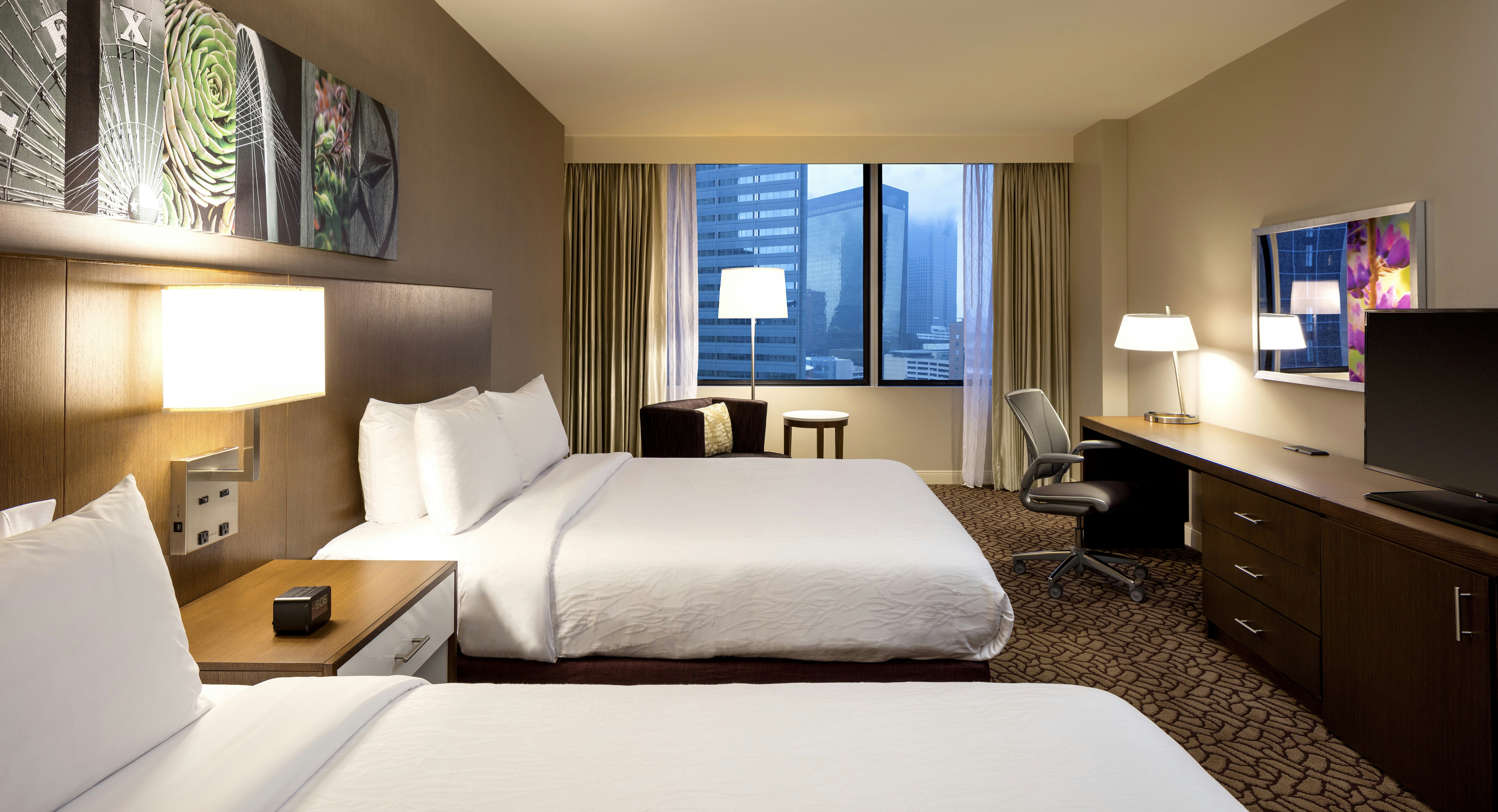 Hilton Garden Inn Downtown Dallas 8/50