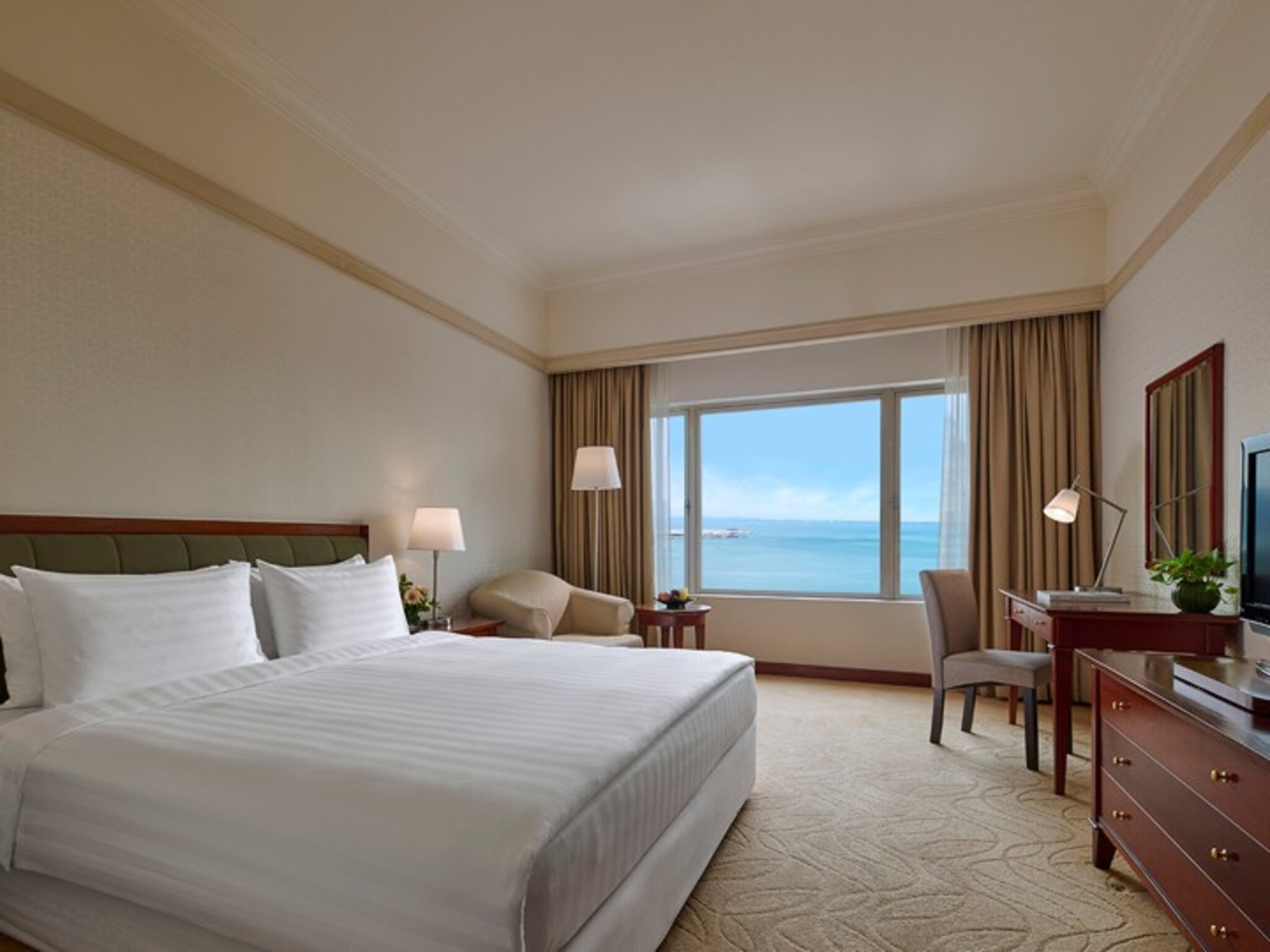 Premier Seaview King