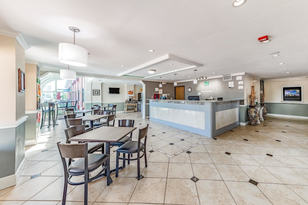 QUALITY INN ALLEN - PLANO EAST 35/37