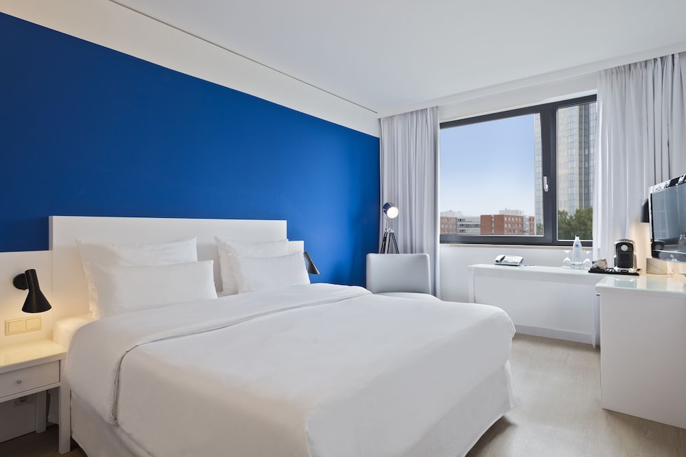 Hotel Frankfurt Messe Affiliated By Melia 15/73