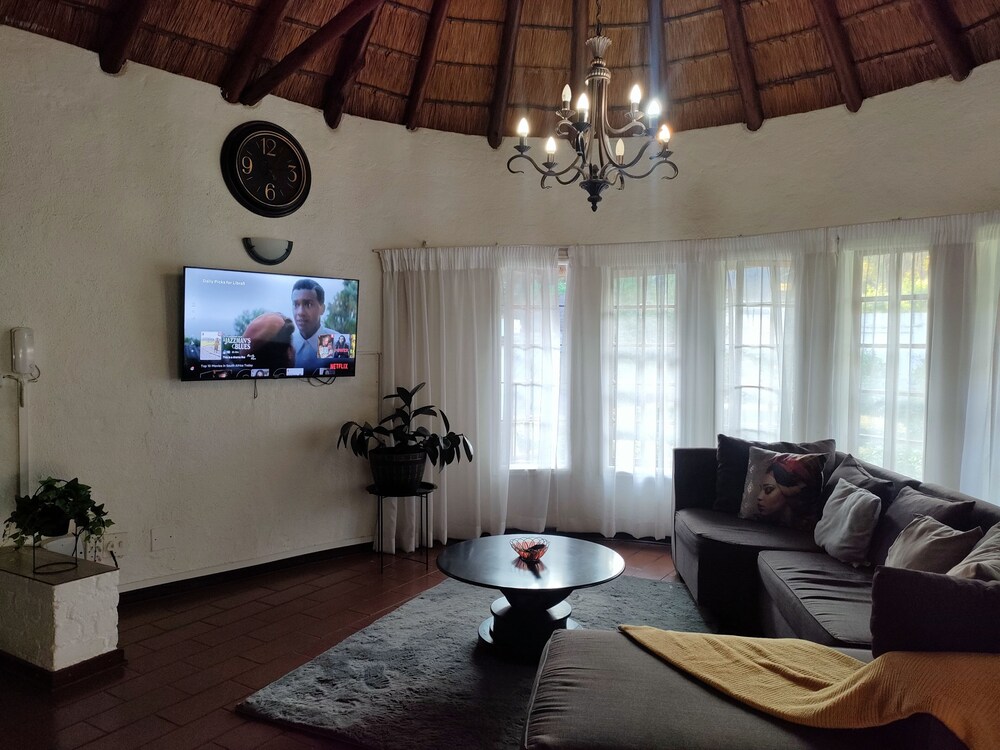 Libra Lodge 25/45