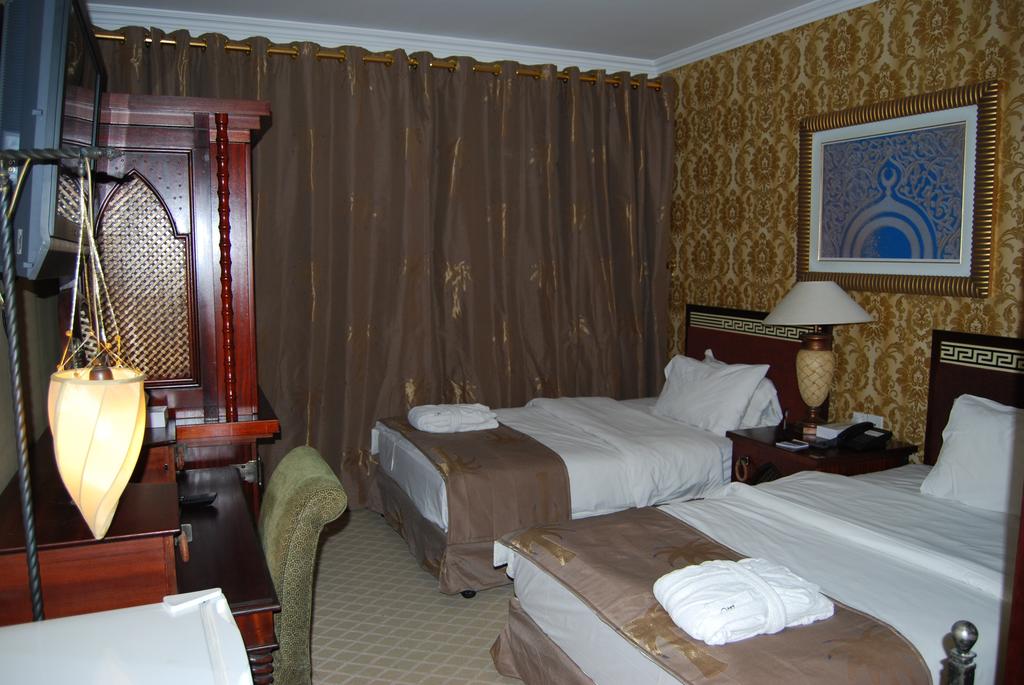 SHARJAH INTERNATIONAL AIRPORT HOTEL 7/23