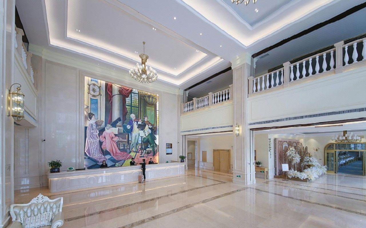 Vienna International Hotel (Wuhan Yangluo new port) 9/40