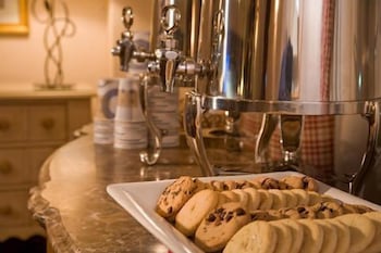 North Conway Grand Hotel 34/44