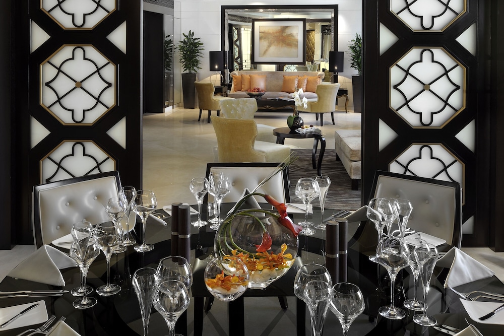 JW Marriott Hotel Marina 26/31