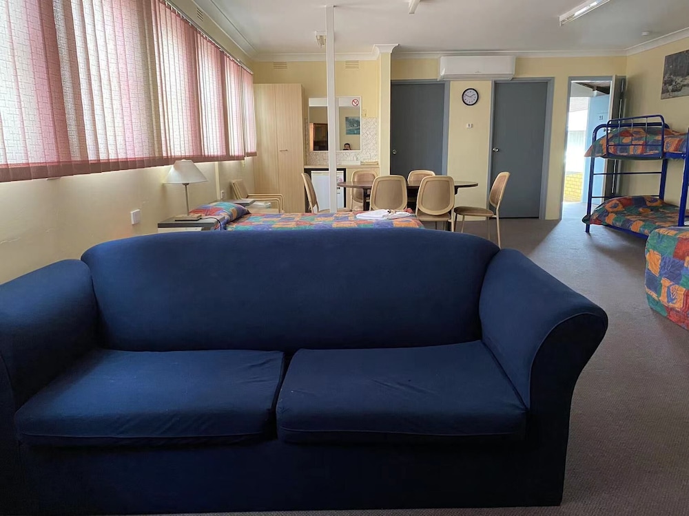 Gateway Motor Inn Narrandera 22/45