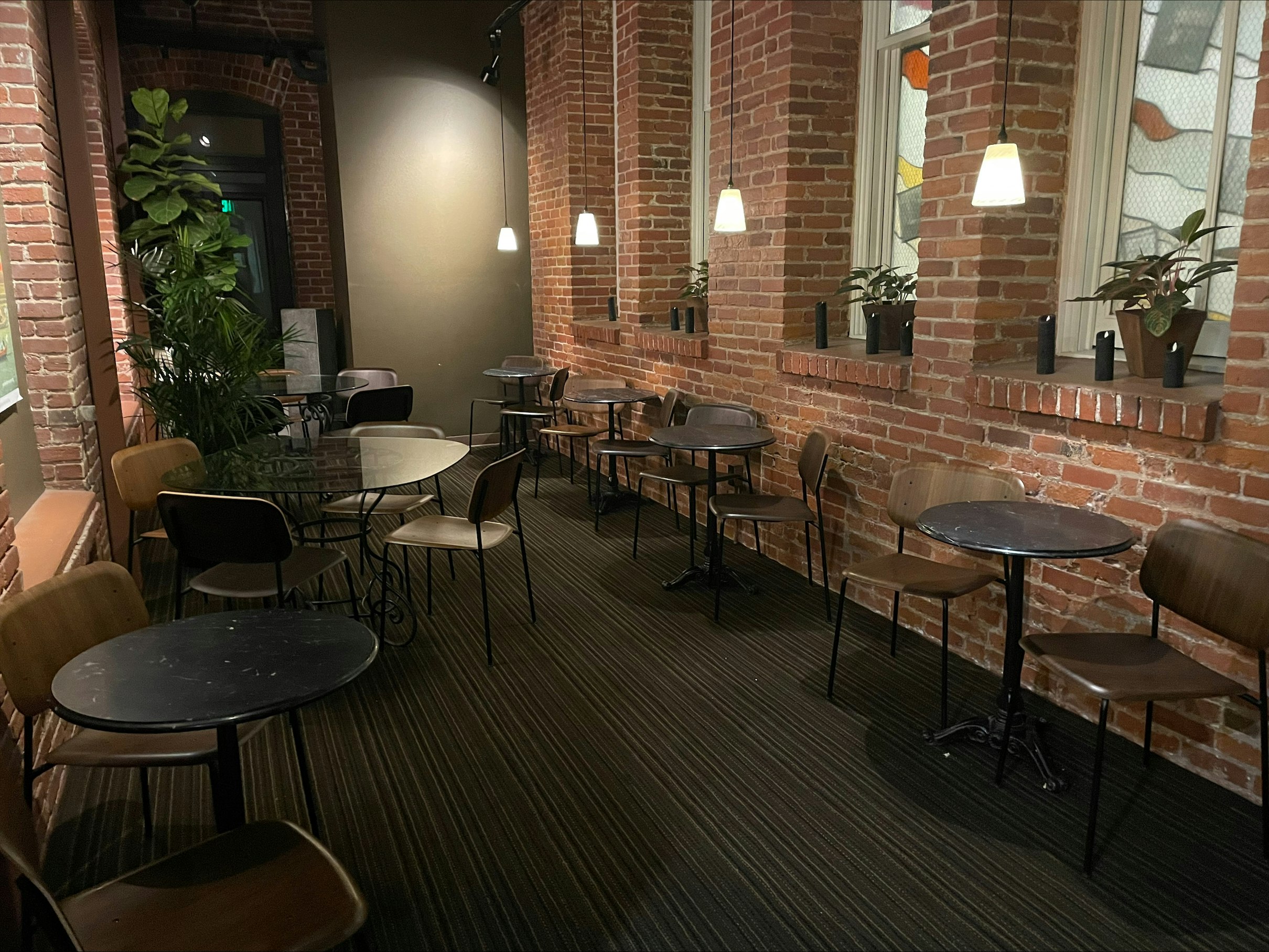 Mark Spencer Hotel 39/50