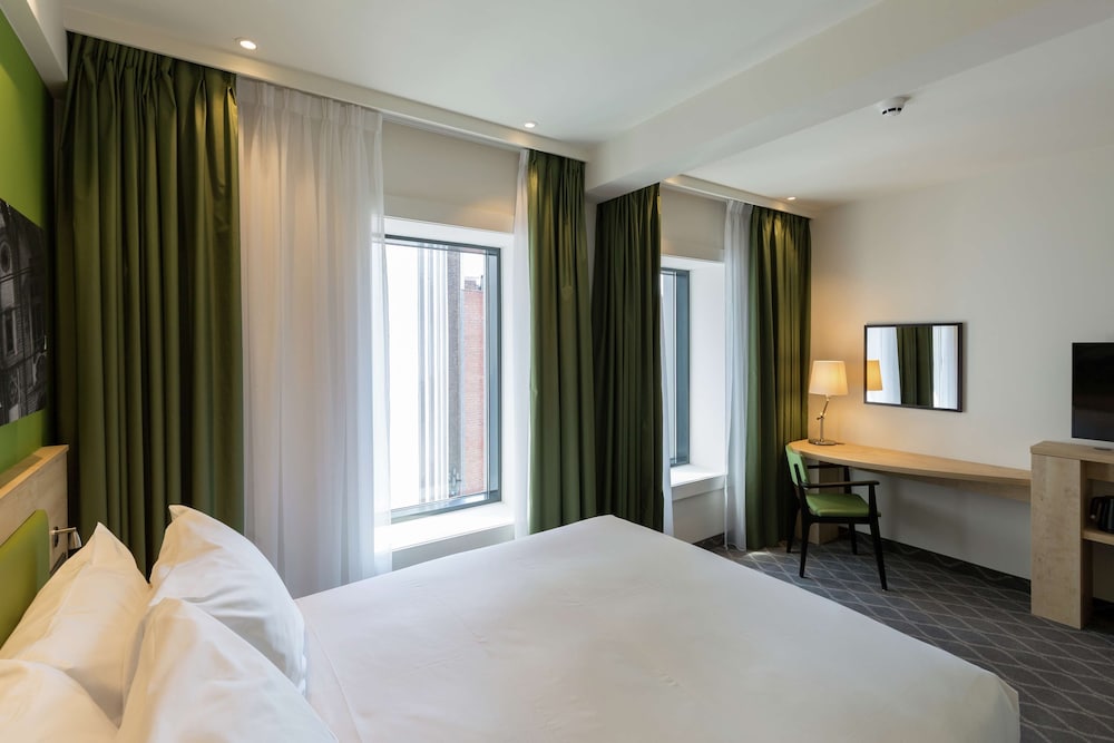 Hampton by Hilton Antwerp Central Station 16/57