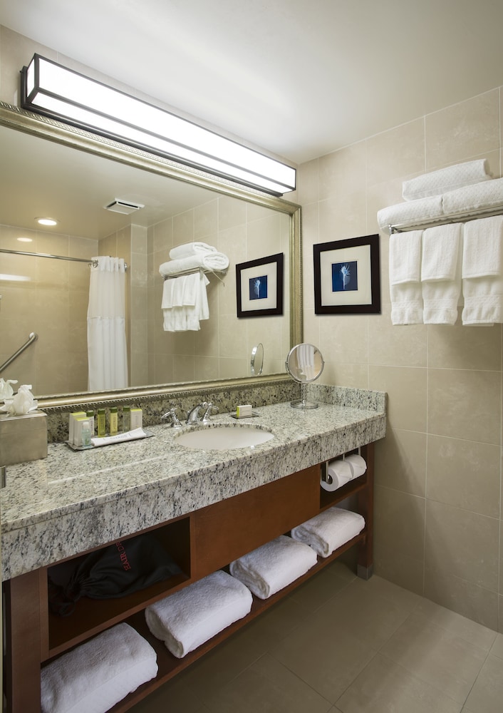 DoubleTree by Hilton Hotel Miami Airport and Convention Center 8/81