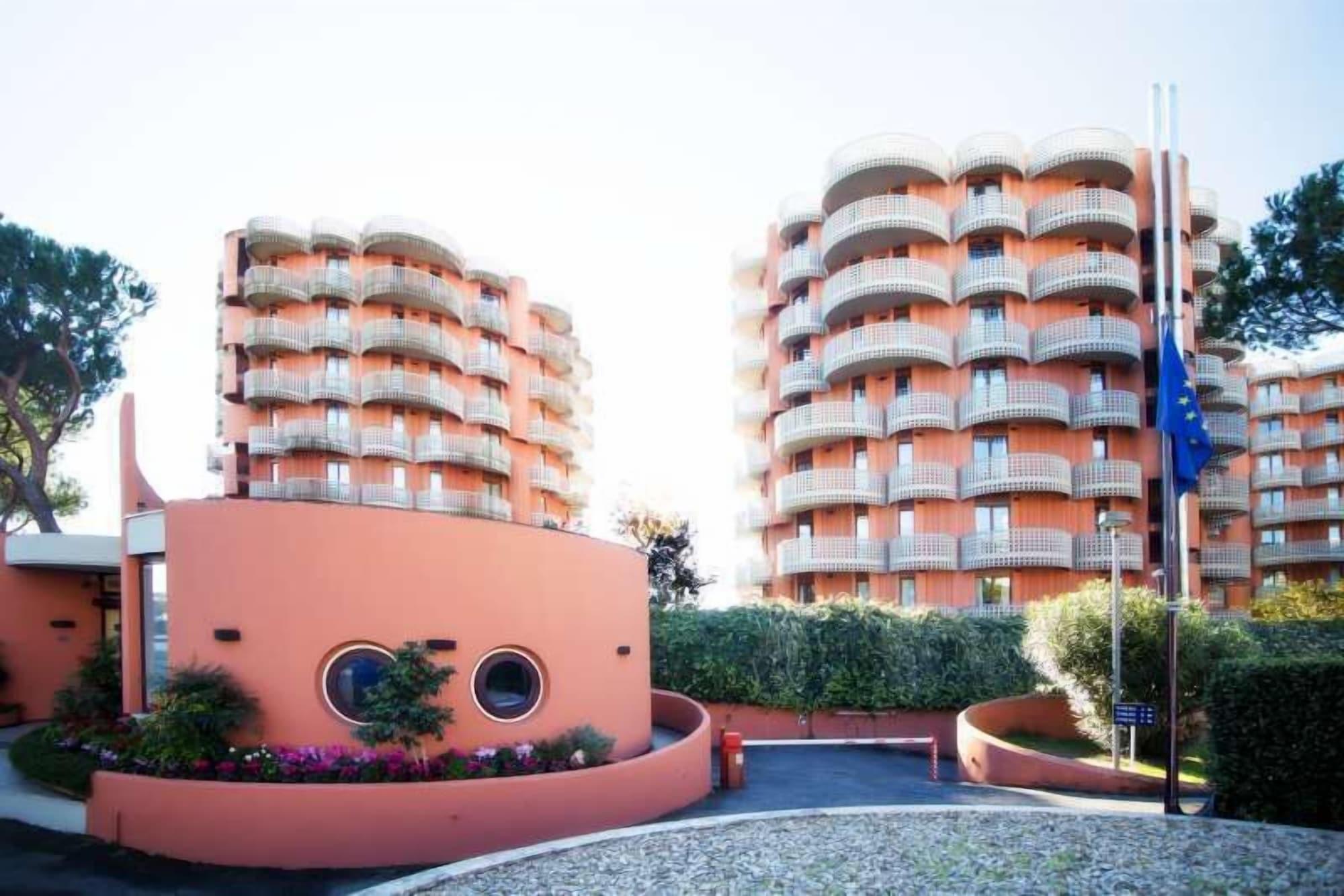 Parco De Medici Residence Hotel 7/39
