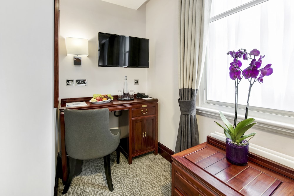 Gem Fitzrovia Hotel 29/49