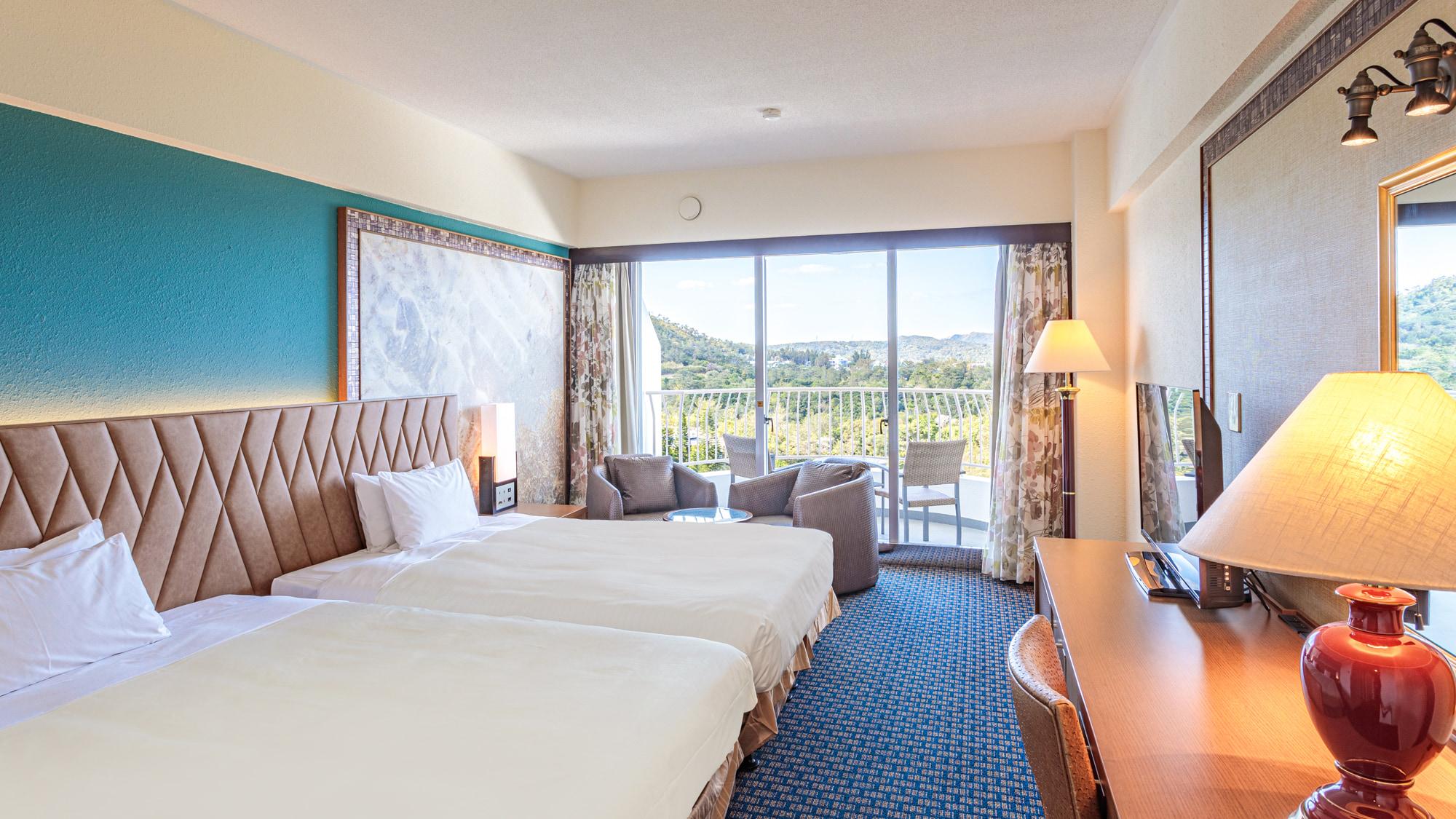 Premier, Premium, Twin Beds, Partial Ocean View, Ocean View